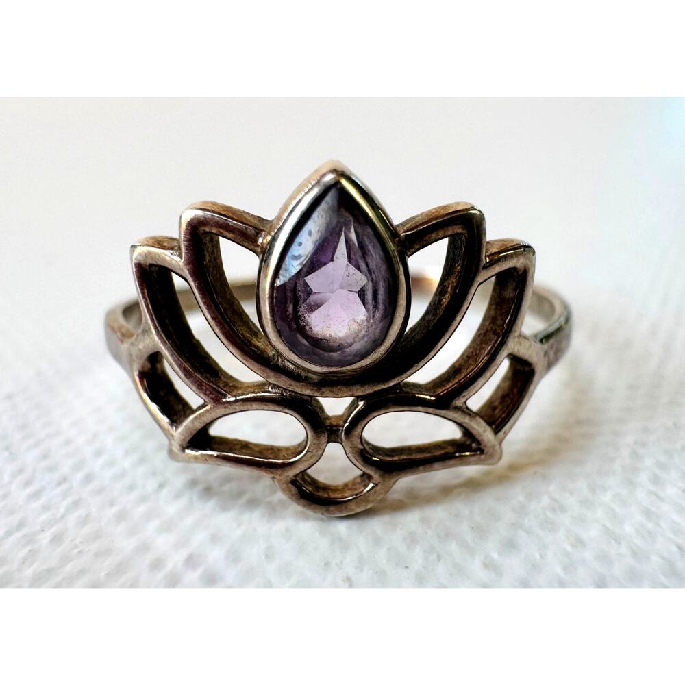 Sterling Silver Lotus Ring with Amethyst Teardrop Stone Openwork Floral